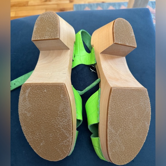 Swedish Hasbeens green clogs NWOT - Picture 4 of 5
